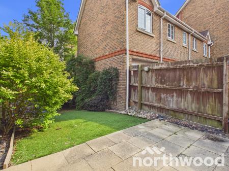 3 bedroom Semi-detached house to let in Swaffer Way, Singleton, Ashford, TN23