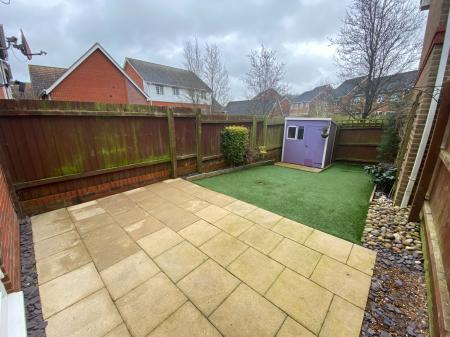 3 bedroom Semi-detached house to let in Swaffer Way, Singleton, Ashford, TN23