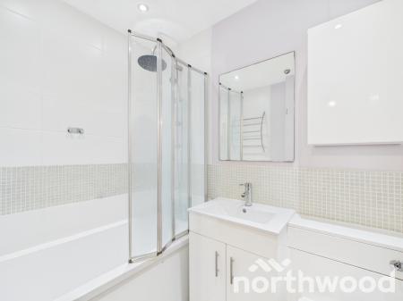 3 bedroom Semi-detached house to let in Swaffer Way, Singleton, Ashford, TN23