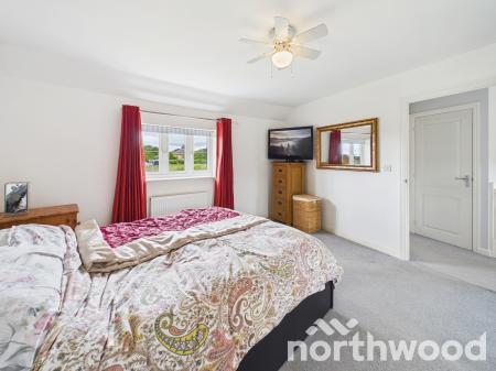 3 bedroom End of terrace house for sale in Lodge Close, Singleton, Ashford, TN23