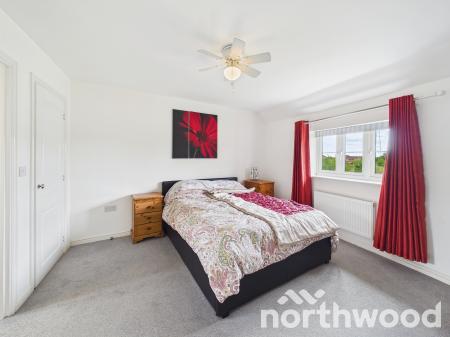 3 bedroom End of terrace house for sale in Lodge Close, Singleton, Ashford, TN23