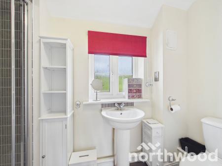 3 bedroom End of terrace house for sale in Lodge Close, Singleton, Ashford, TN23