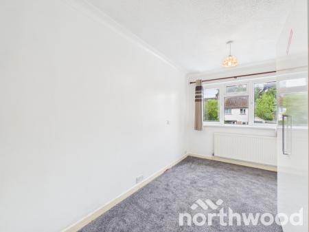 4 bedroom Semi-detached house to let in Highfield Road, Willesborough, Ashford, TN24