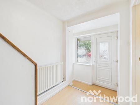 4 bedroom Semi-detached house to let in Highfield Road, Willesborough, Ashford, TN24