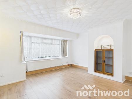 4 bedroom Semi-detached house to let in Highfield Road, Willesborough, Ashford, TN24