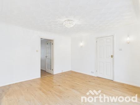 4 bedroom Semi-detached house to let in Highfield Road, Willesborough, Ashford, TN24