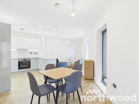2 bedroom Flat to let in 50 Victoria Road, Ashford, Ashford, TN23