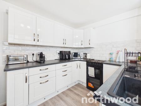 2 bedroom Terraced House to let in Homestead, Singleton, Ashford, TN23