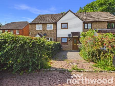 2 bedroom Terraced House to let in Homestead, Singleton, Ashford, TN23