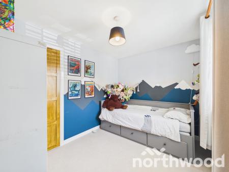 4 bedroom Detached house for sale in Sycamore Lane, Ashford, Ashford, TN23