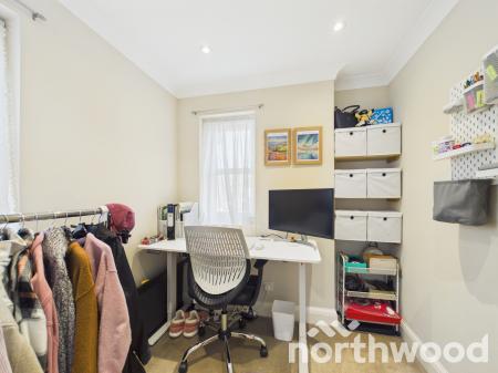 4 bedroom Semi-detached house for sale in Bradbridge Green, Singleton, Ashford, TN23