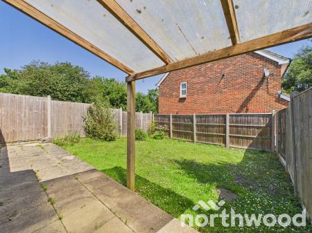 3 bedroom Semi-detached house for sale in Bradbridge Green, Singleton, Ashford, TN23