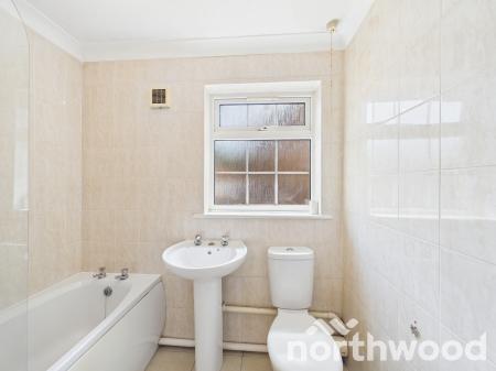 3 bedroom Semi-detached house for sale in Bradbridge Green, Singleton, Ashford, TN23
