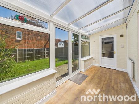 3 bedroom Semi-detached house for sale in Bradbridge Green, Singleton, Ashford, TN23