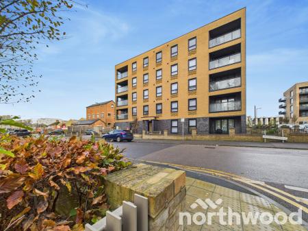 Victoria Crescent, Ashford, Ashford, TN23