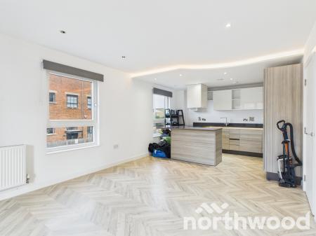 1 bedroom Flat to let in Victoria Crescent, Ashford, Ashford, TN23