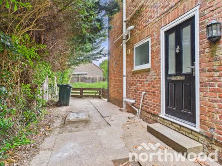 Tennyson Road, Ashford, TN23