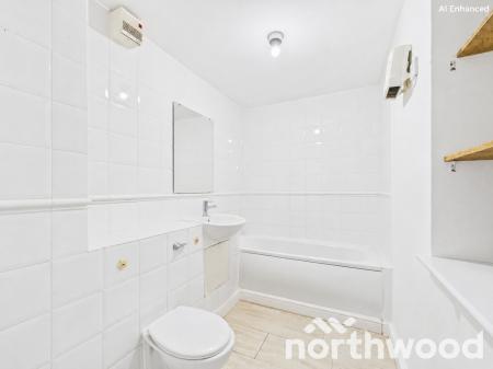 2 bedroom Apartment for sale in Riverbank Way, Willesborough, Ashford, TN24