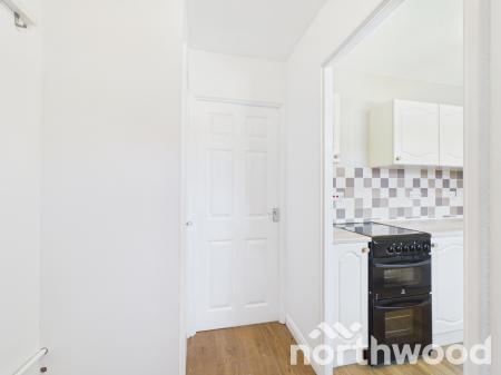 2 bedroom Terraced House to let in Manorfield, Ashford, Ashford, TN23