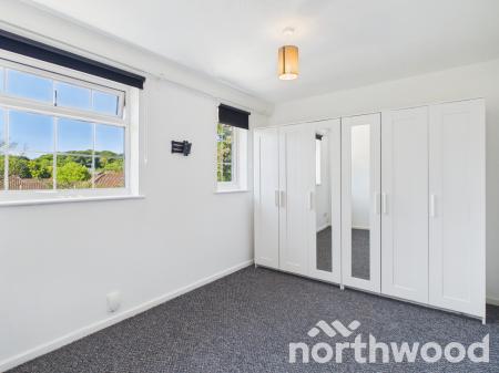 2 bedroom Terraced House to let in Manorfield, Ashford, Ashford, TN23