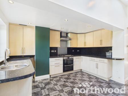 2 bedroom Terraced House to let in Upper Denmark Road, Ashford, TN23