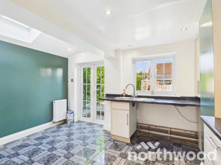 2 bedroom Terraced House to let in Upper Denmark Road, Ashford, TN23