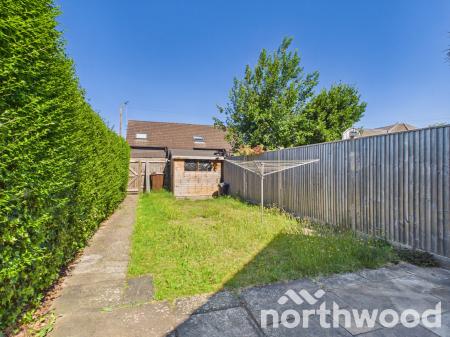 2 bedroom Terraced House to let in Upper Denmark Road, Ashford, TN23