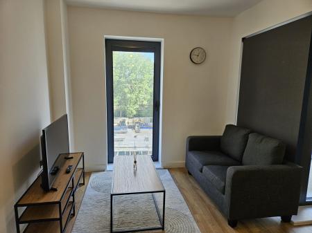 1 bedroom Flat to let in 50 Victoria Road, Victoria Way, Ashford, TN23