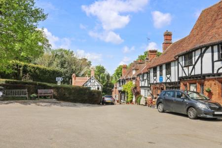 3 bedroom Terraced House to let in The Street, Chilham, CT4