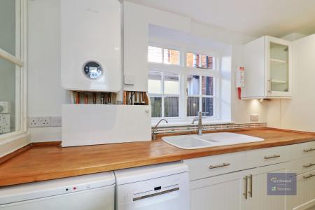 3 bedroom Terraced House to let in The Street, Chilham, CT4