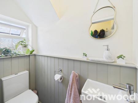 4 bedroom Semi-detached house for sale in The Street, Great Chart, TN23