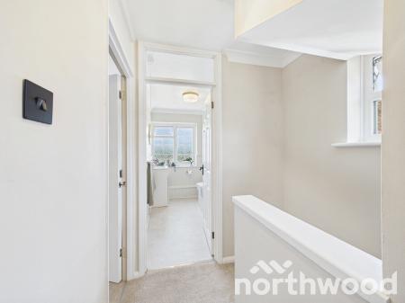 4 bedroom Semi-detached house for sale in The Street, Great Chart, TN23