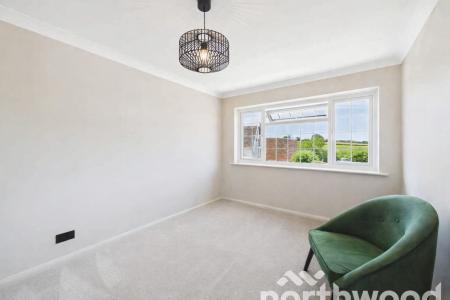 4 bedroom Semi-detached house for sale in The Street, Great Chart, TN23