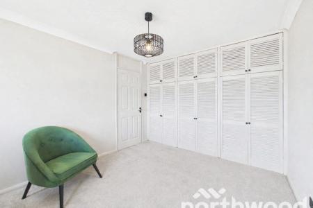 4 bedroom Semi-detached house for sale in The Street, Great Chart, TN23