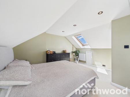 4 bedroom Semi-detached house for sale in The Street, Great Chart, TN23