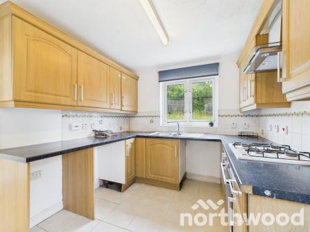 3 bedroom Detached house to let in Strouts Road, Singleton, Ashford, TN23