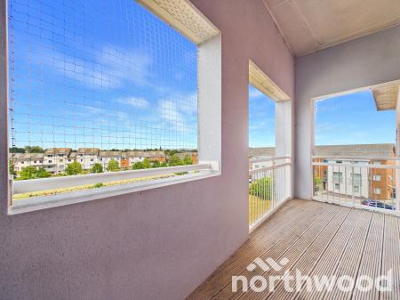 2 bedroom Apartment for sale in Drummond Grove, Willesborough, Ashford, TN24