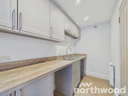4 bedroom Detached house for sale in Ashford Road, Chilmington Green, Ashford, TN23