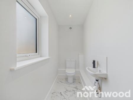 4 bedroom Detached house for sale in Ashford Road, Chilmington Green, Ashford, TN23