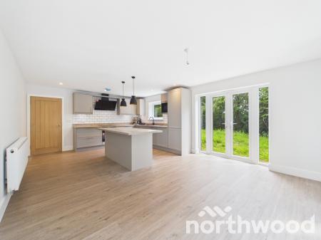 4 bedroom Detached house for sale in Ashford Road, Chilmington Green, Ashford, TN23