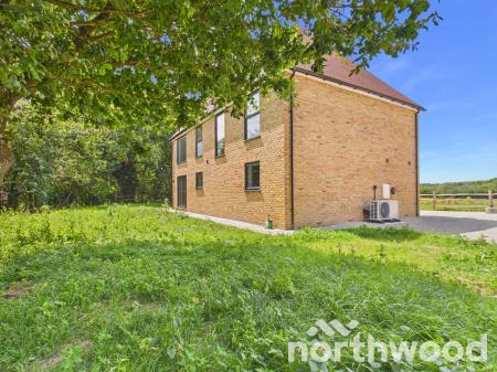 4 bedroom Detached house for sale in Ashford Road, Chilmington Green, Ashford, TN23