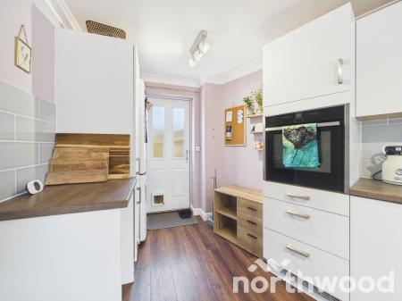 2 bedroom Semi-detached house for sale in Deyley Way, Singleton, Ashford, TN23