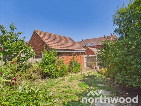 2 bedroom Semi-detached house for sale in Deyley Way, Singleton, Ashford, TN23