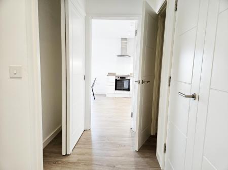 2 bedroom Flat to let in Cantia Place, Ashford, TN23