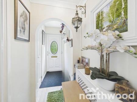 3 bedroom Link detached house for sale in The Paddock, Singleton, Ashford, TN23