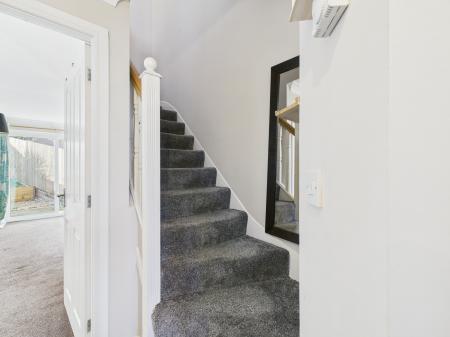 3 bedroom Terraced House to let in Garton Way, Singleton, Ashford, TN23