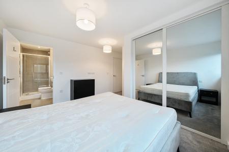 2 bedroom Penthouse to let in Hampton Place, Ashford, TN23