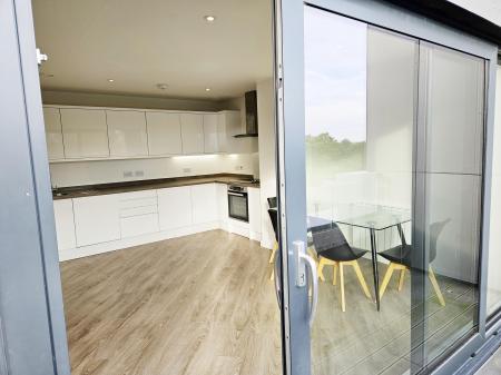 2 bedroom Penthouse to let in Hampton Place, Ashford, TN23