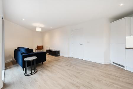 2 bedroom Penthouse to let in Hampton Place, Ashford, TN23