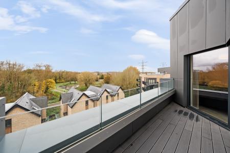 2 bedroom Penthouse to let in Hampton Place, Ashford, TN23